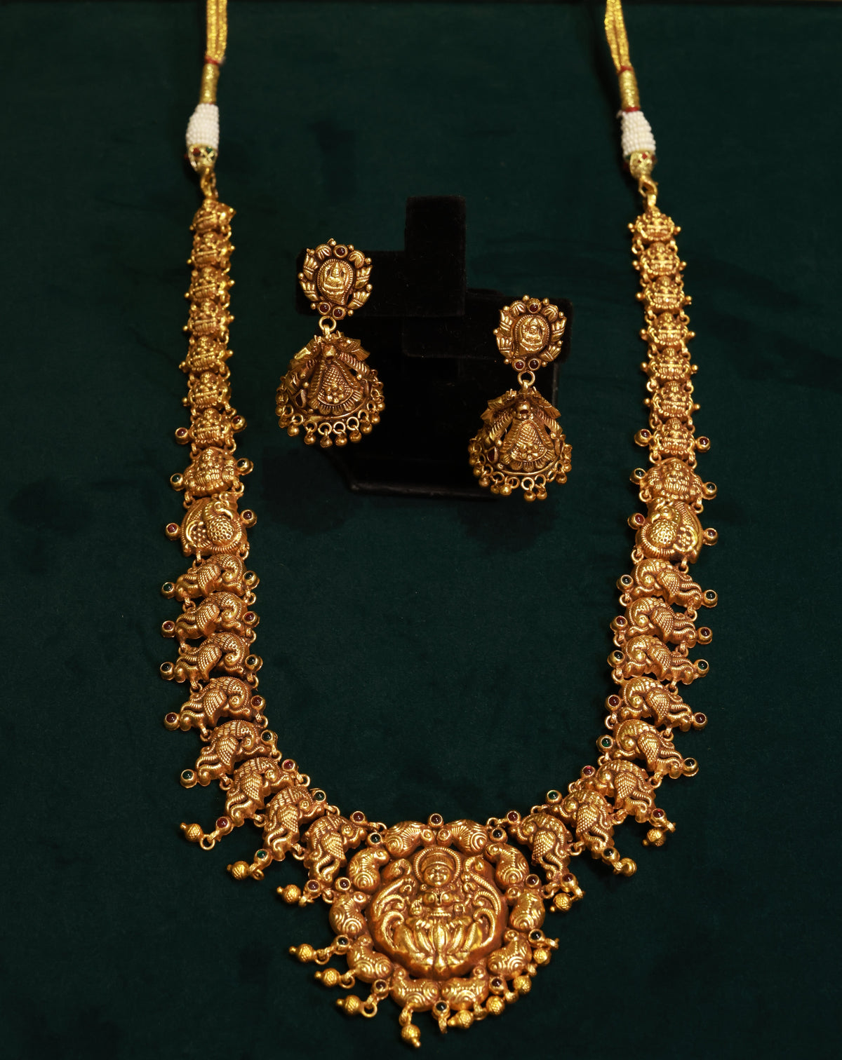 Gold Polished 92.5 Pure Silver Necklace Set