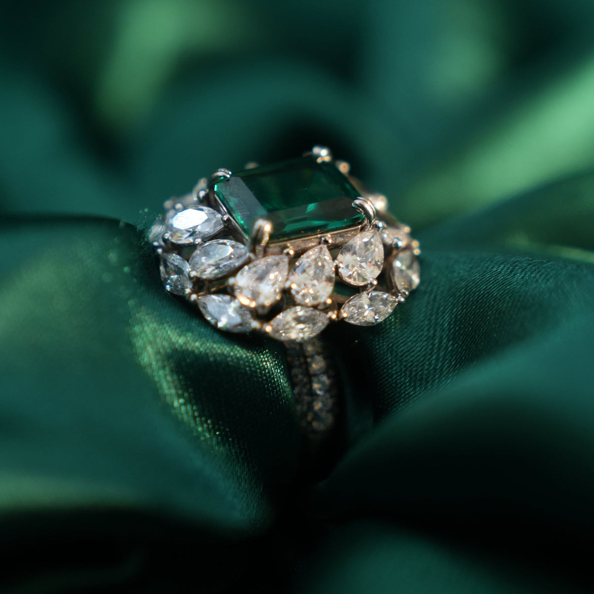 Moissanite Diamond Ring in 92.5 Pure Silver